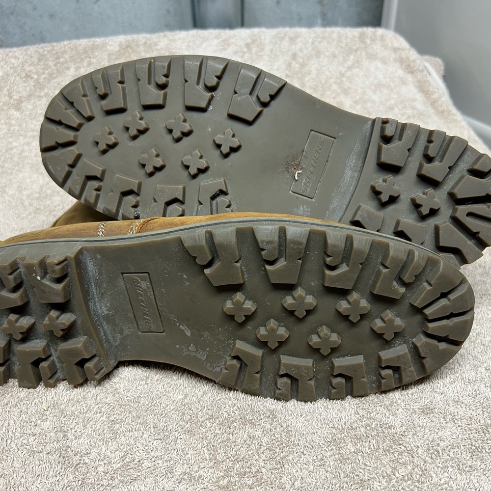 Skechers Men's Tan Leather Boots - Picture 2 of 4